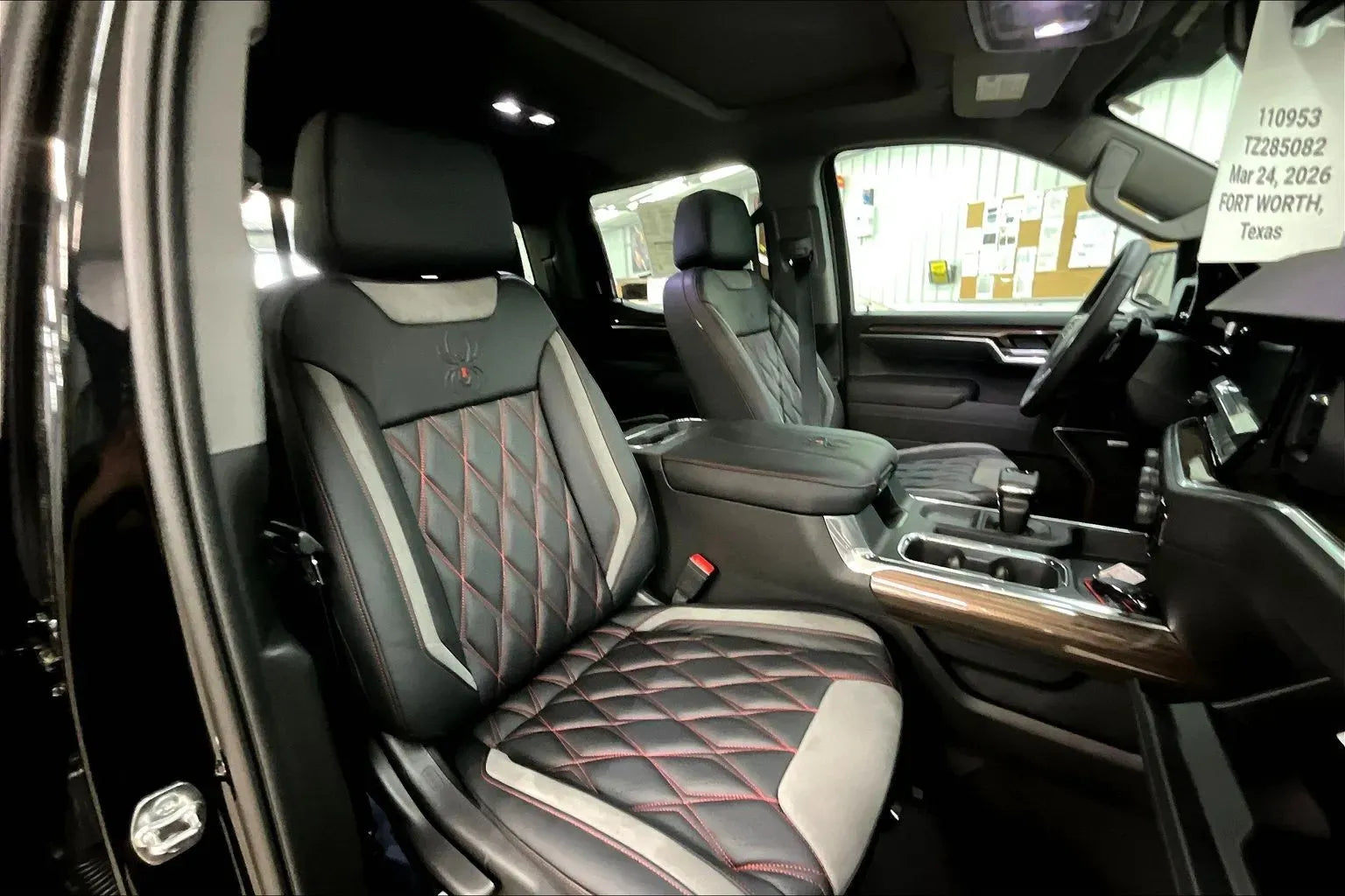 Vehicle Image 8