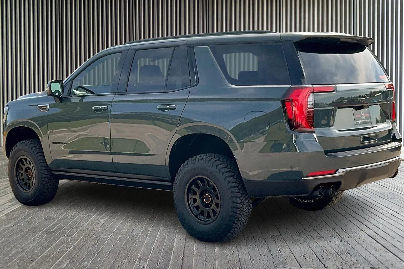 Vehicle Image 4