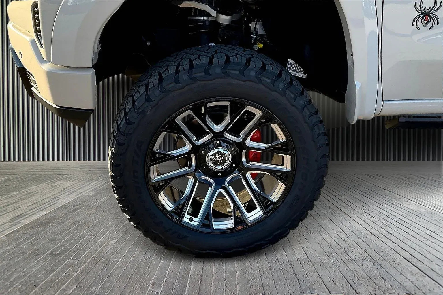 Vehicle Image 6