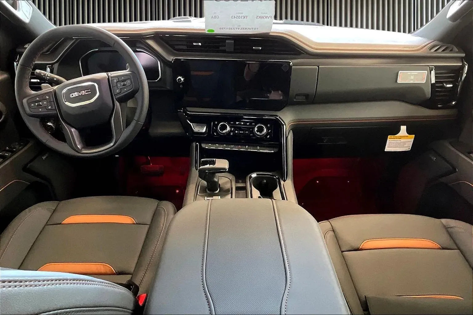 Vehicle Image 9