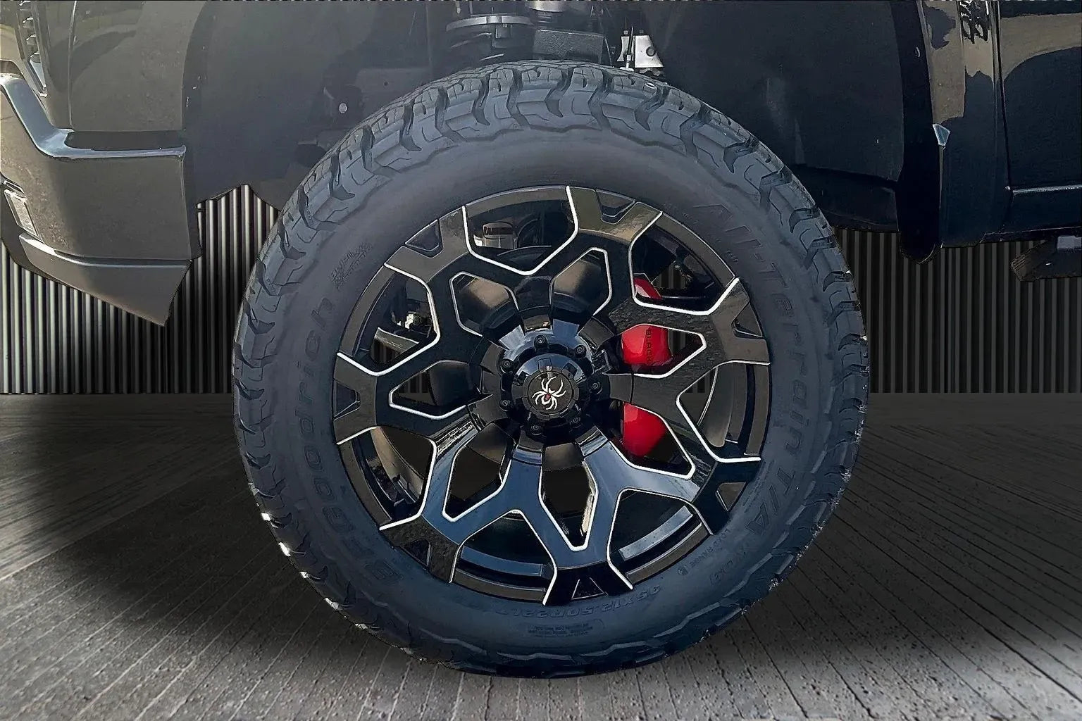 Vehicle Image 6