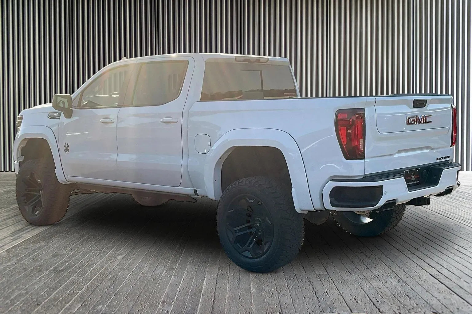 Vehicle Image 4