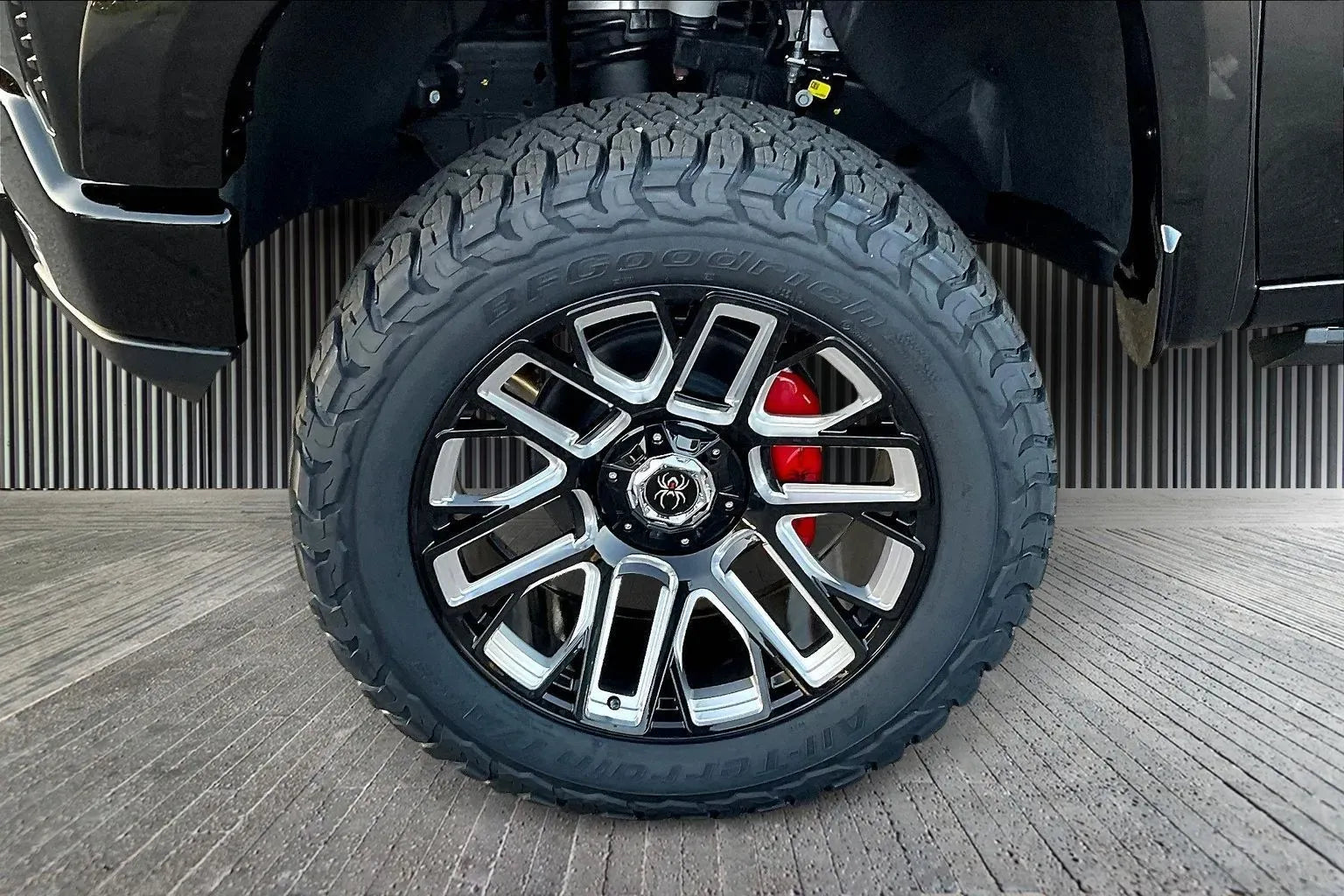 Vehicle Image 6