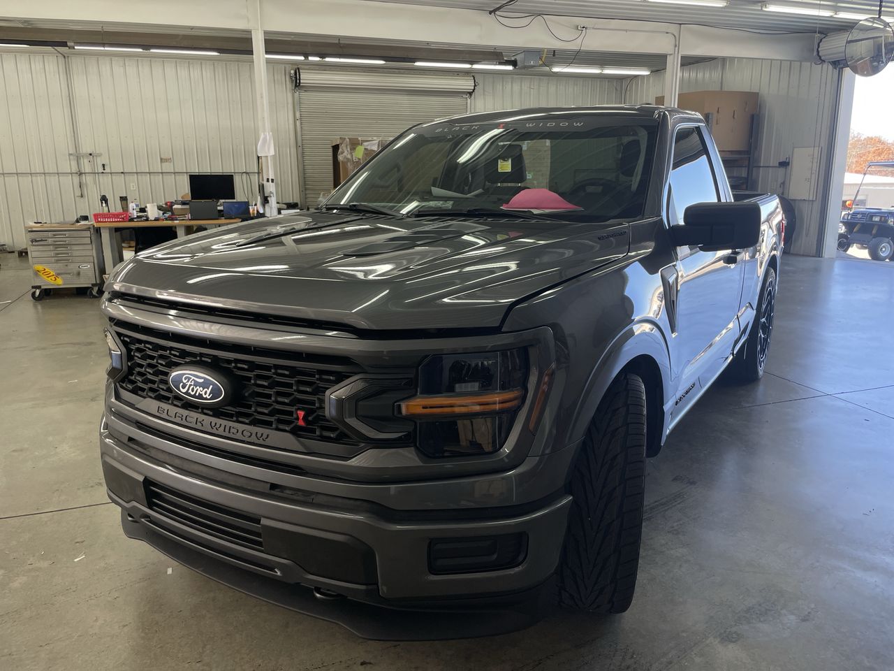 Vehicle Image 10