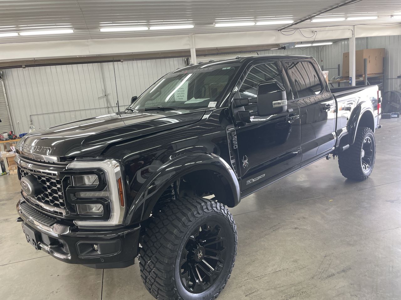 Vehicle Image 10