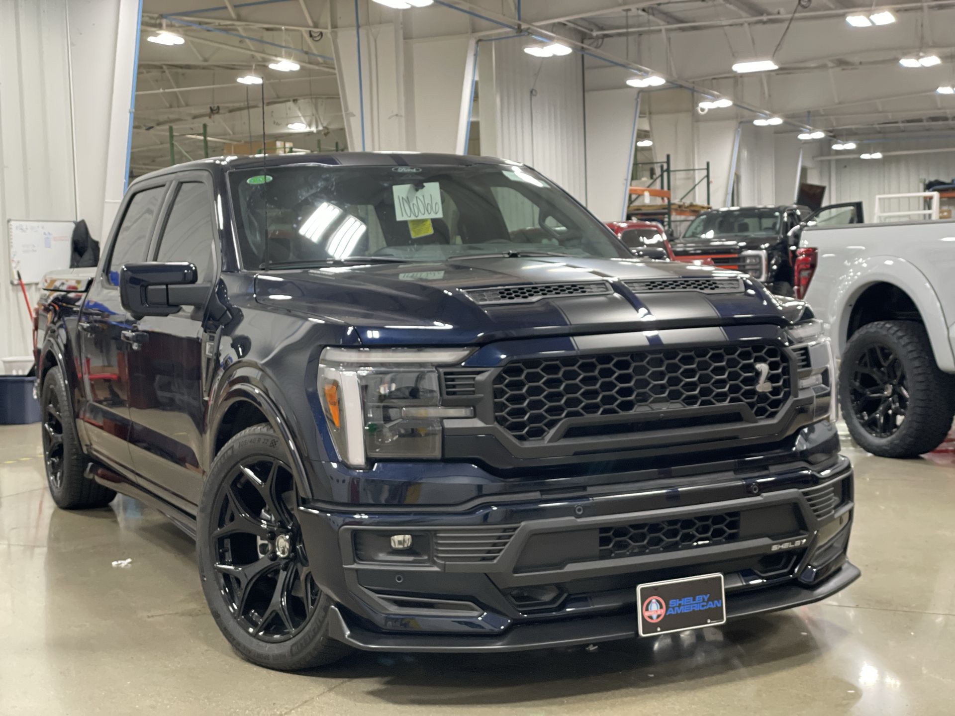 Vehicle Image 10
