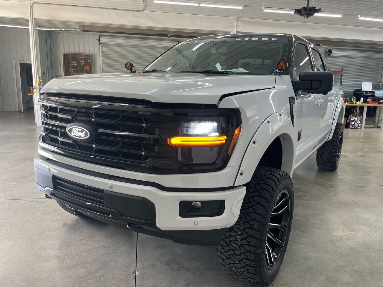 Vehicle Image 10