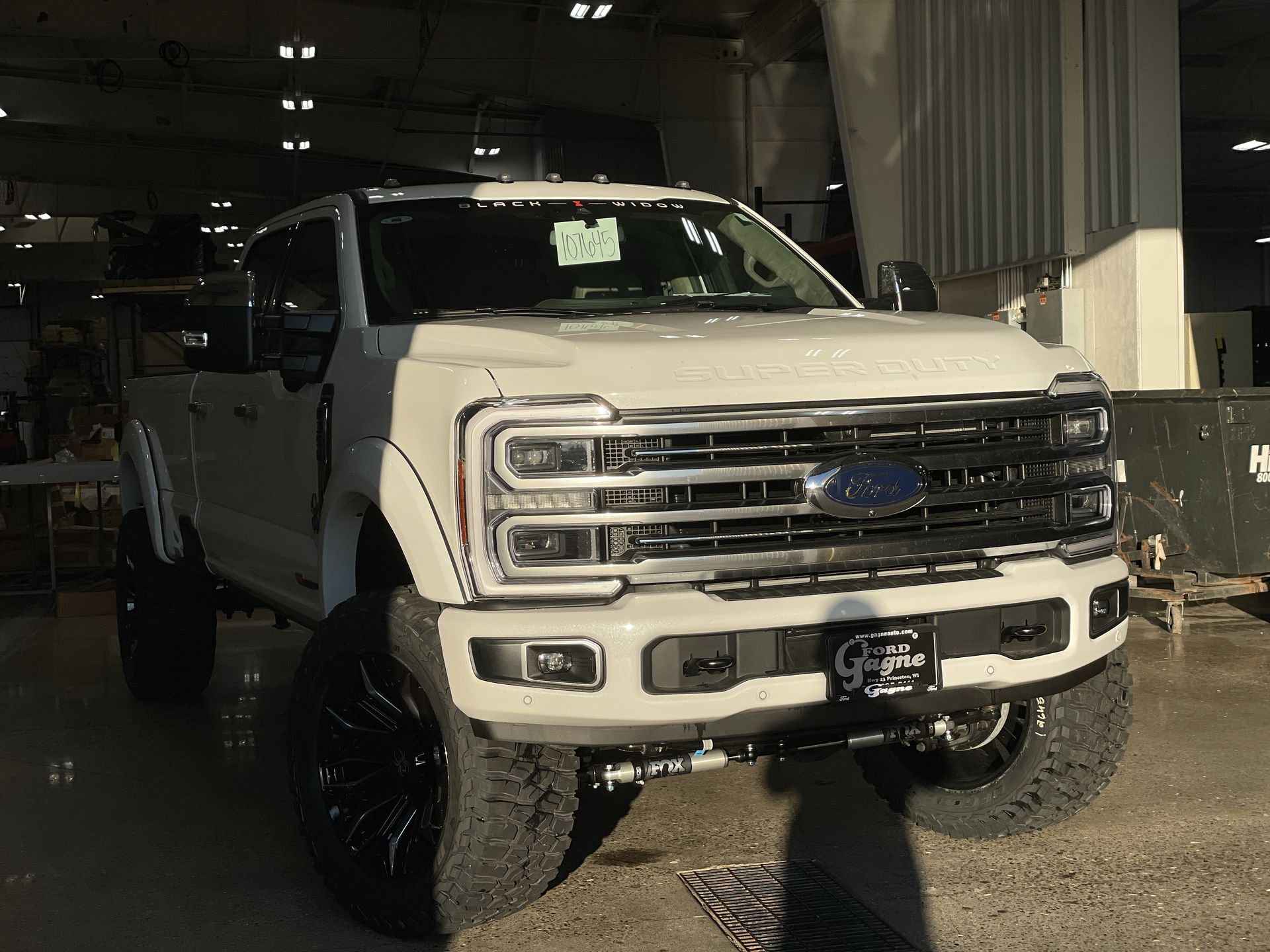 Vehicle Image 10