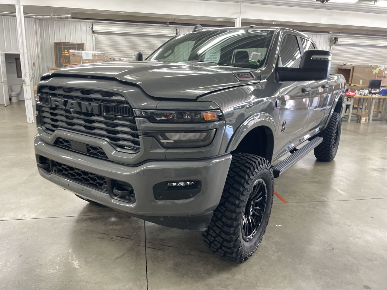 Vehicle Image 10