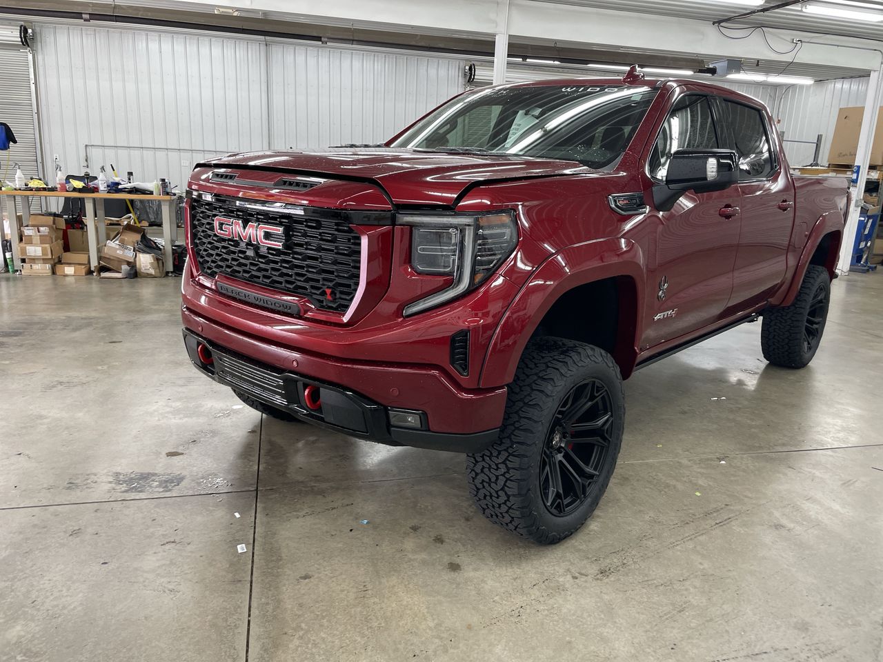 Vehicle Image 10
