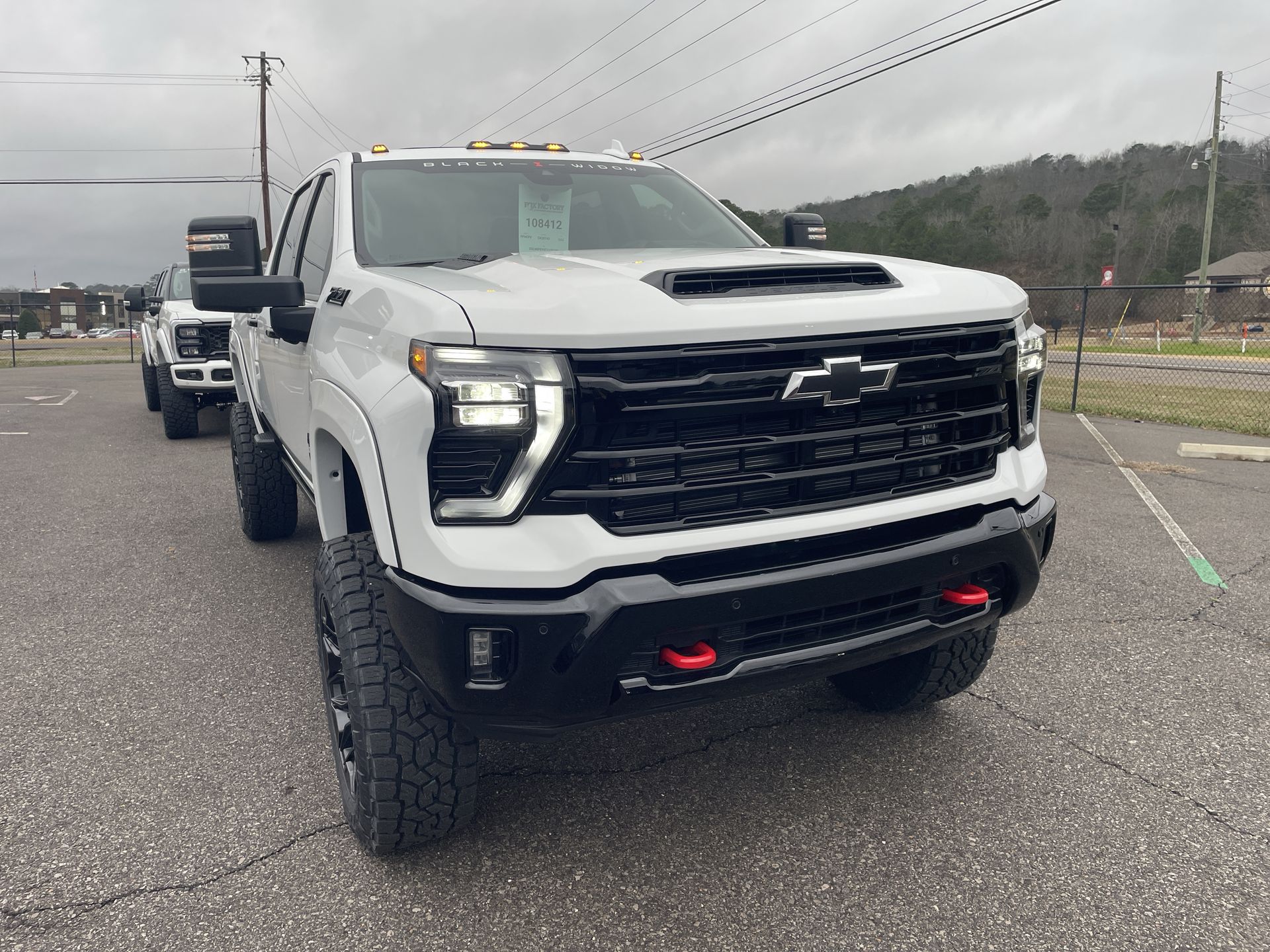 Vehicle Image 10
