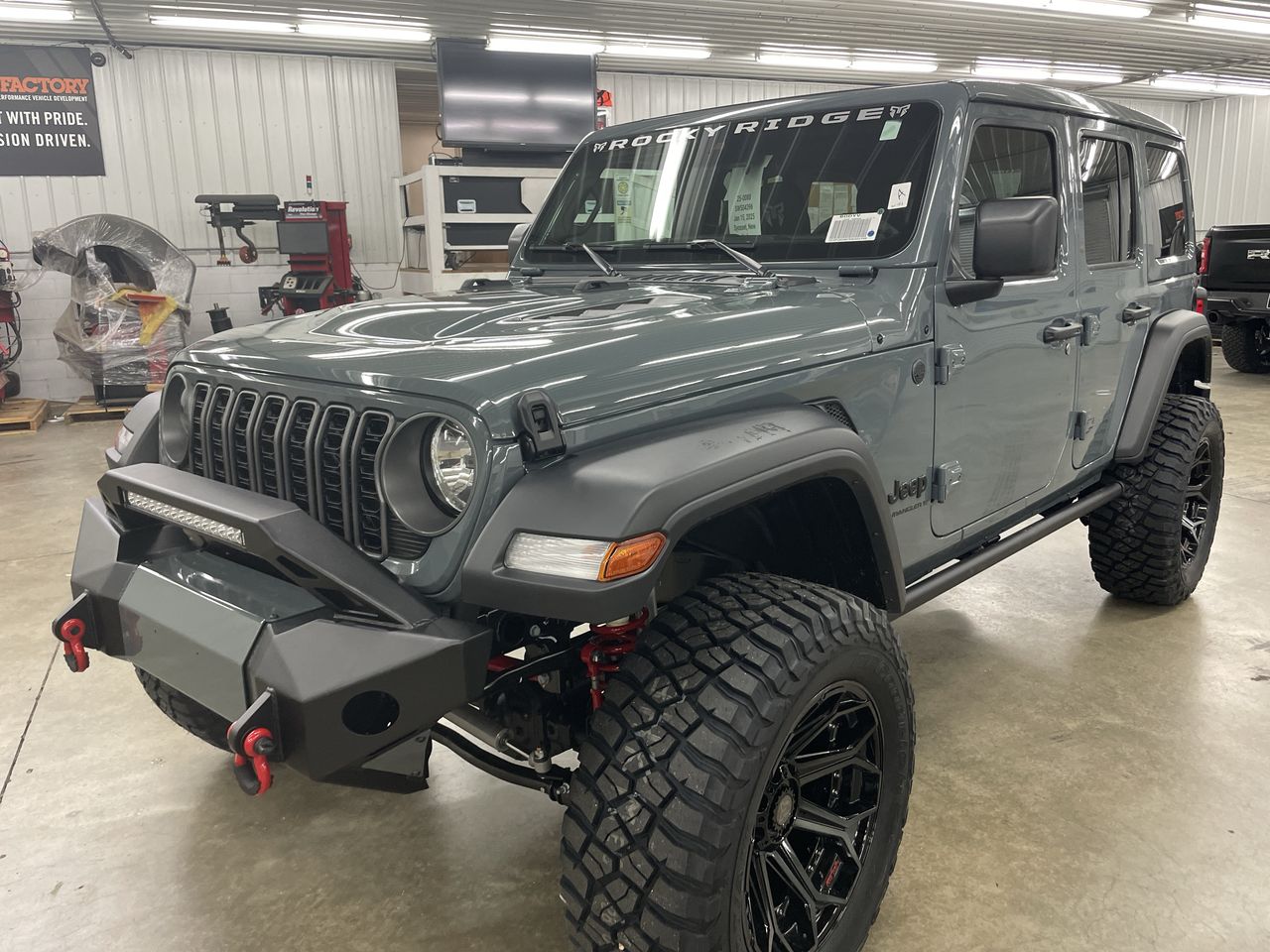 Vehicle Image 10
