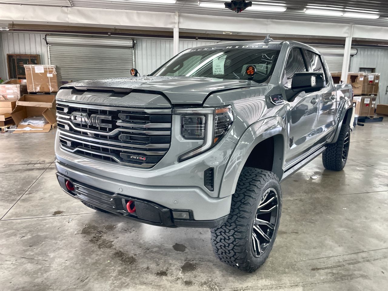 Vehicle Image 10