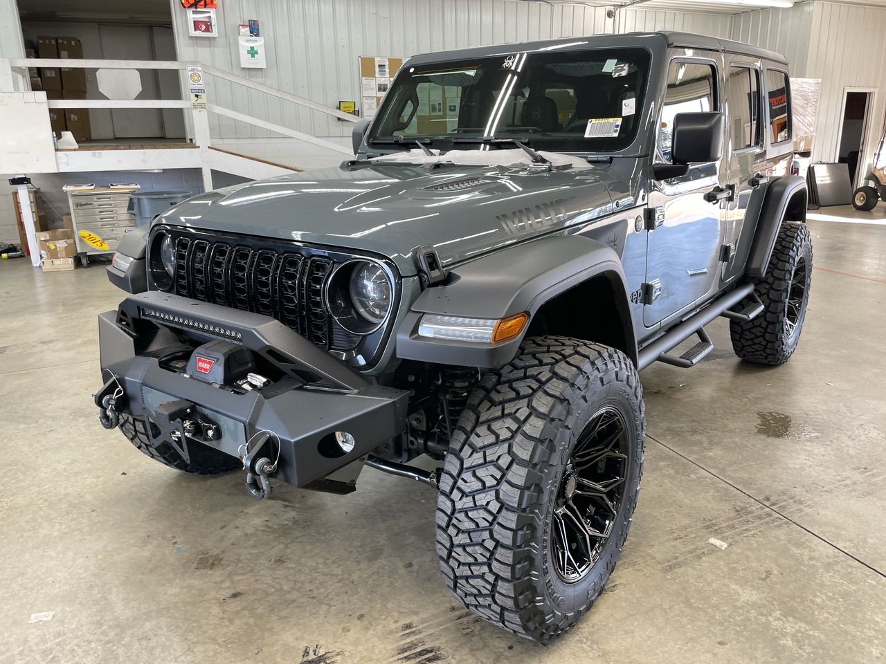 Vehicle Image 10