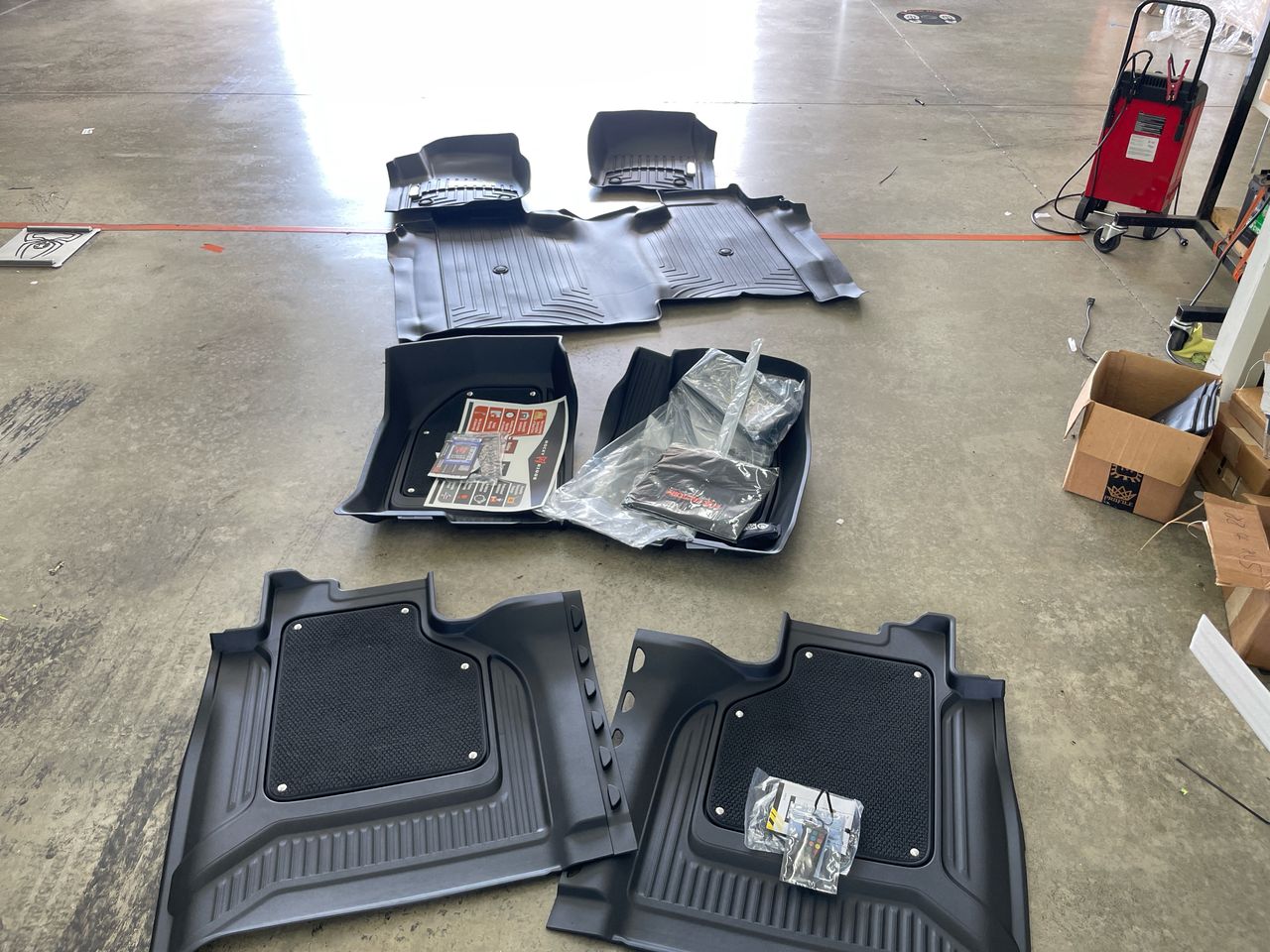 Vehicle Image 9