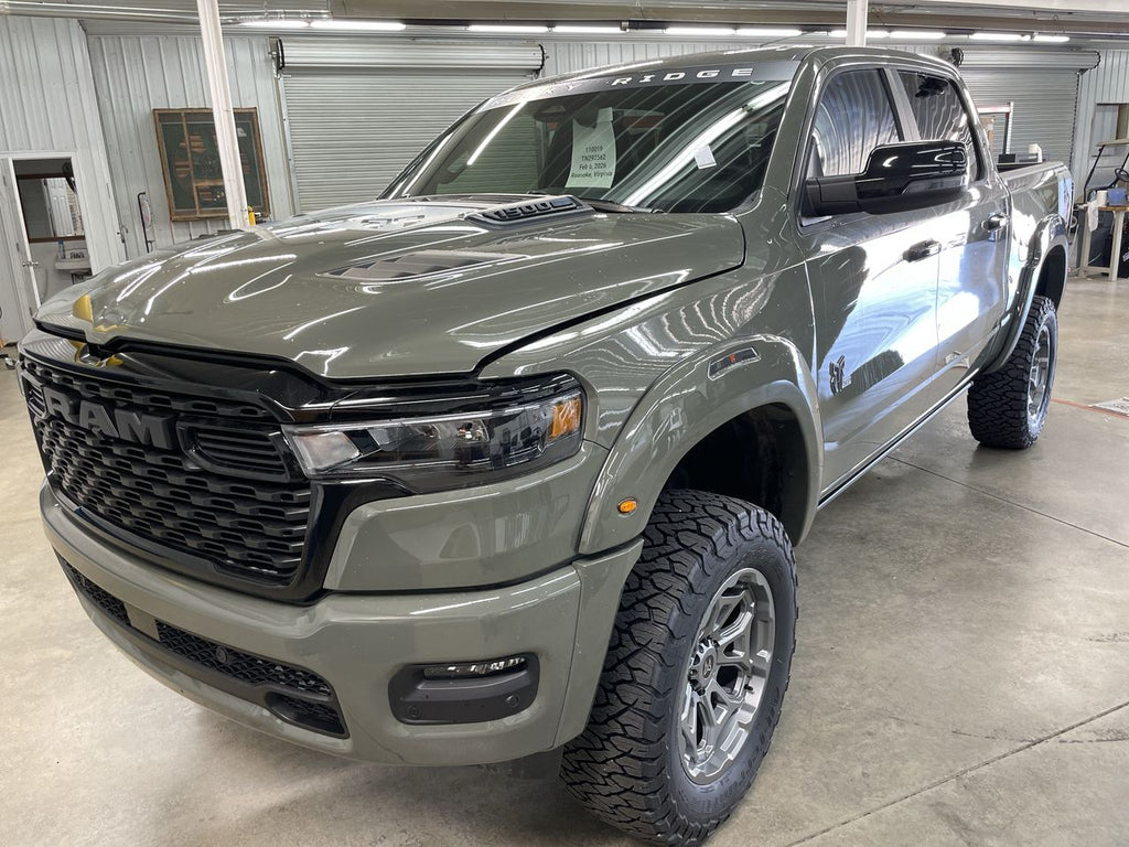 Vehicle Image 10