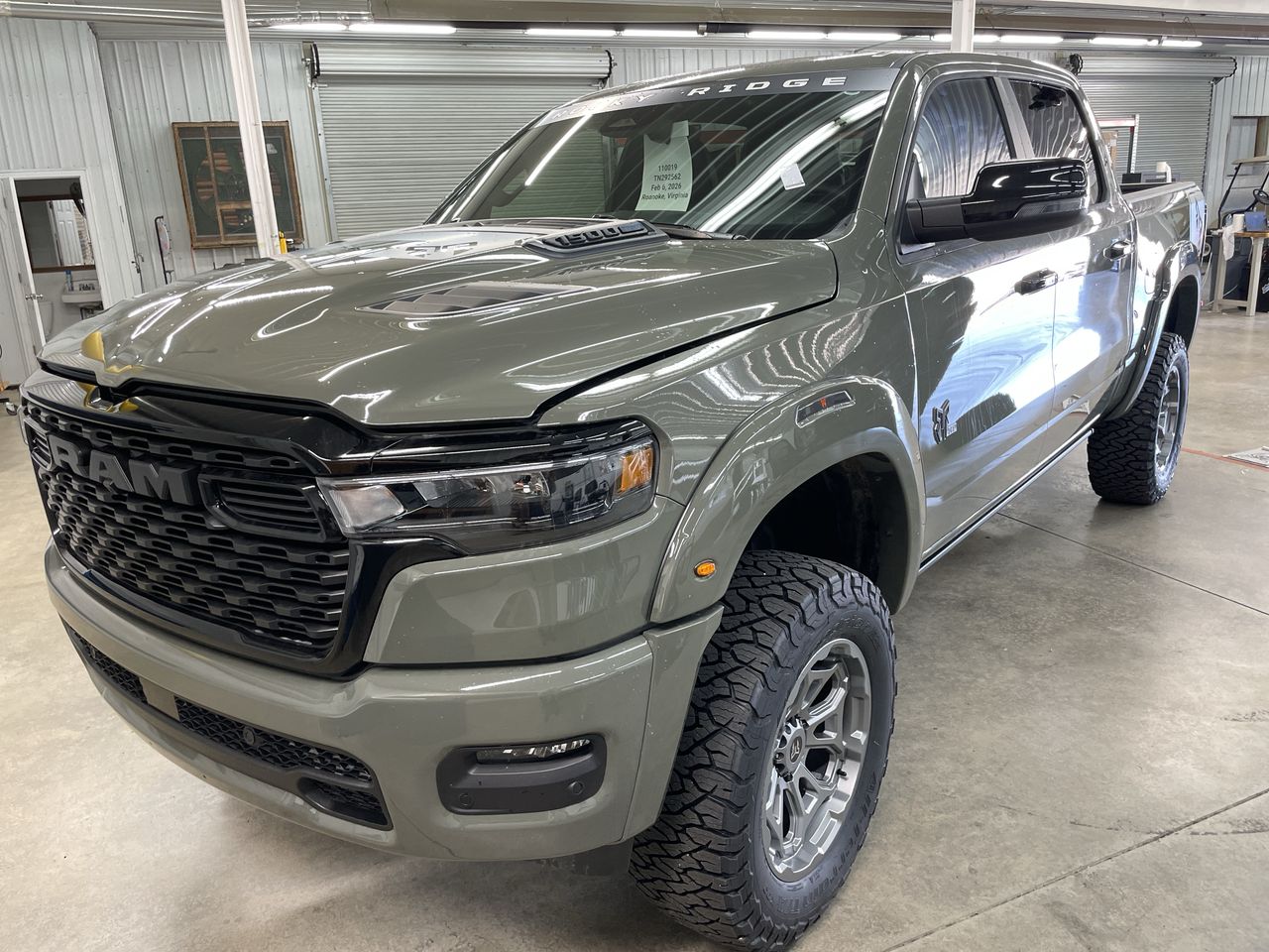 Vehicle Image 10