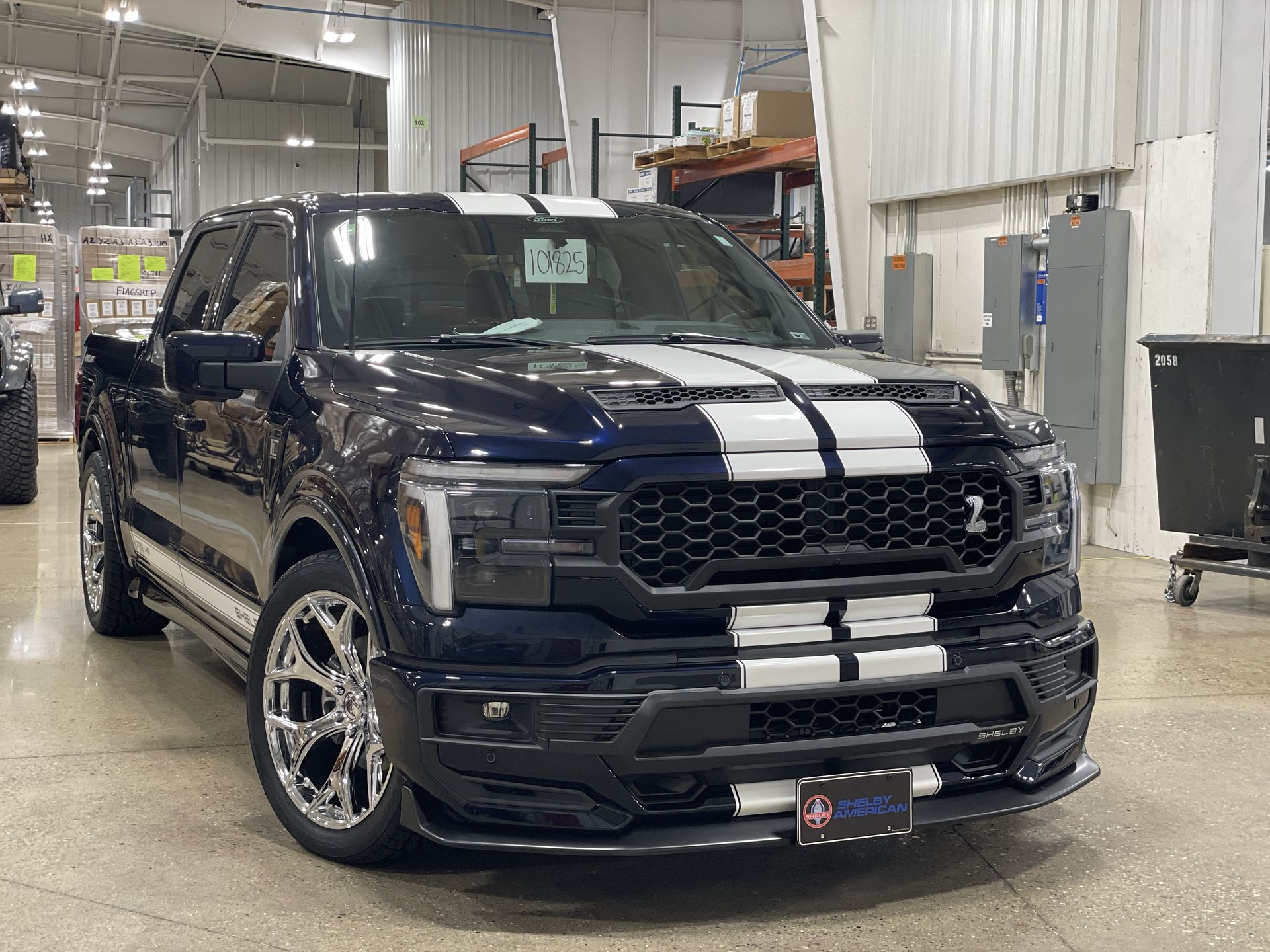 Vehicle Image 10