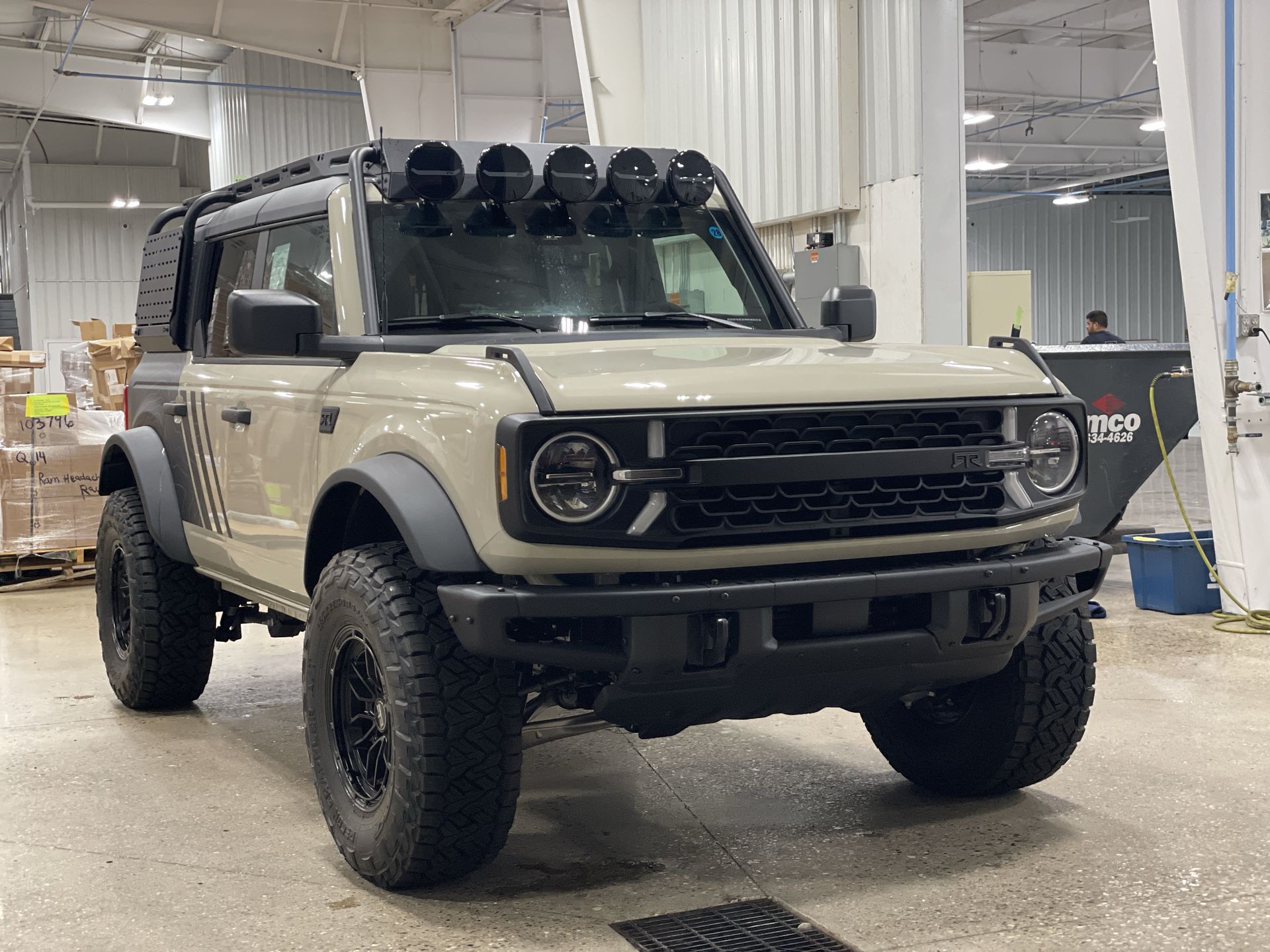 Vehicle Image 10