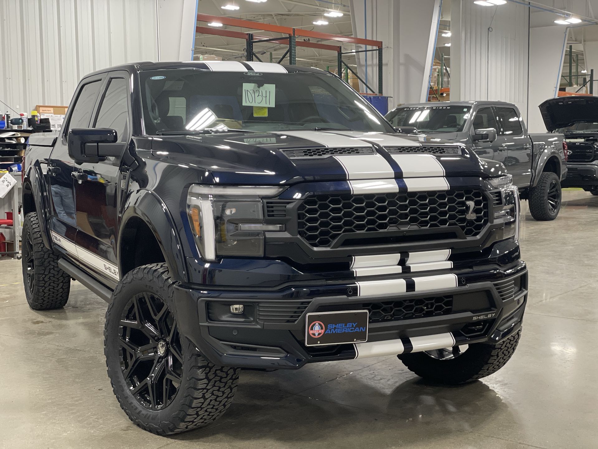 Vehicle Image 10