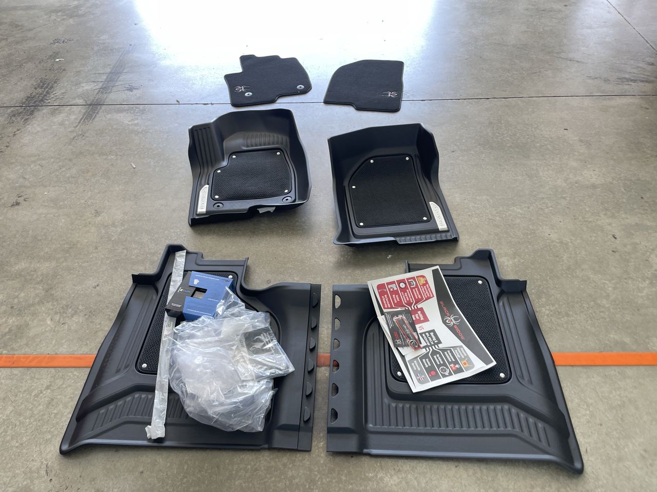 Vehicle Image 9
