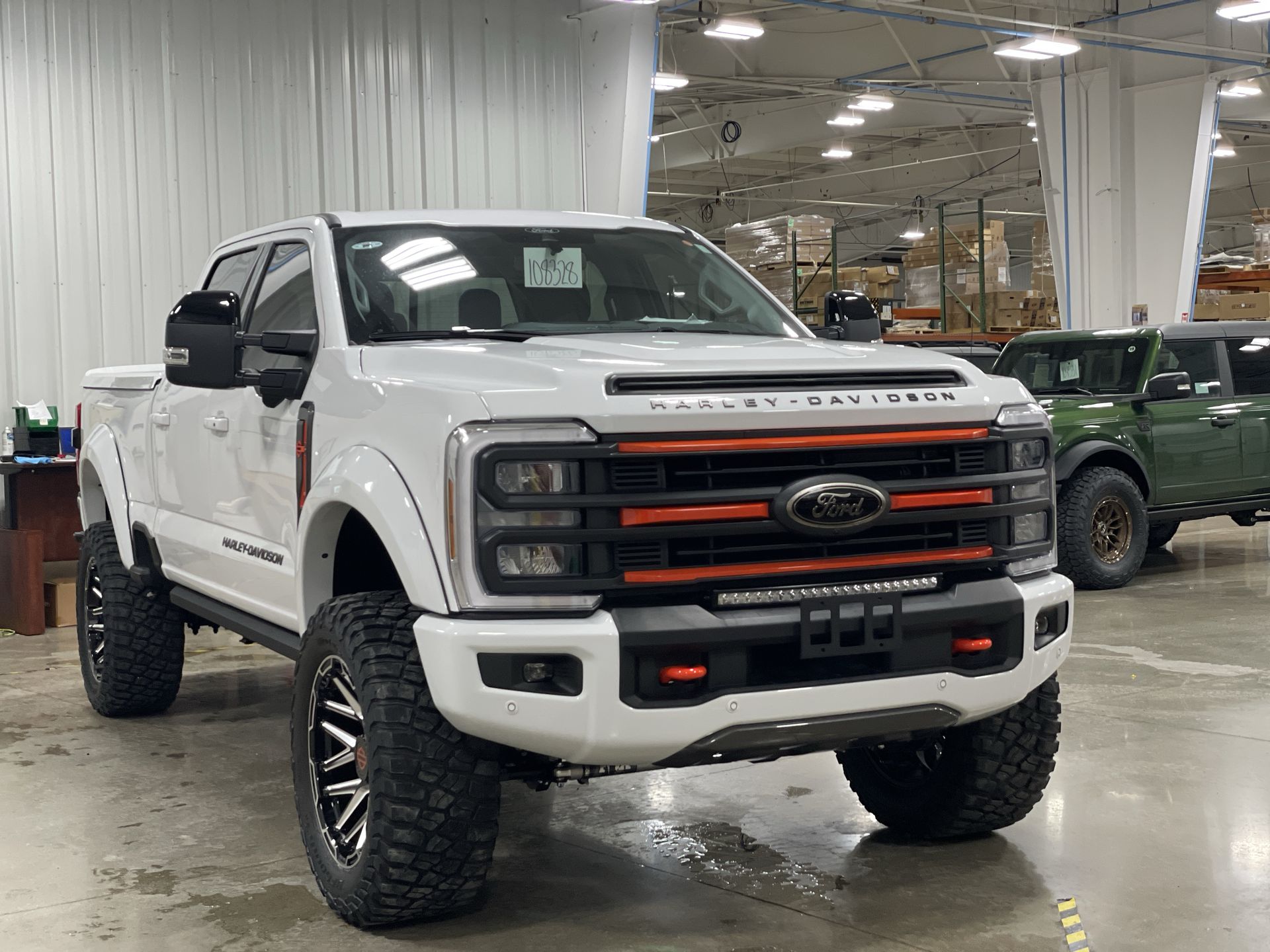 Vehicle Image 10