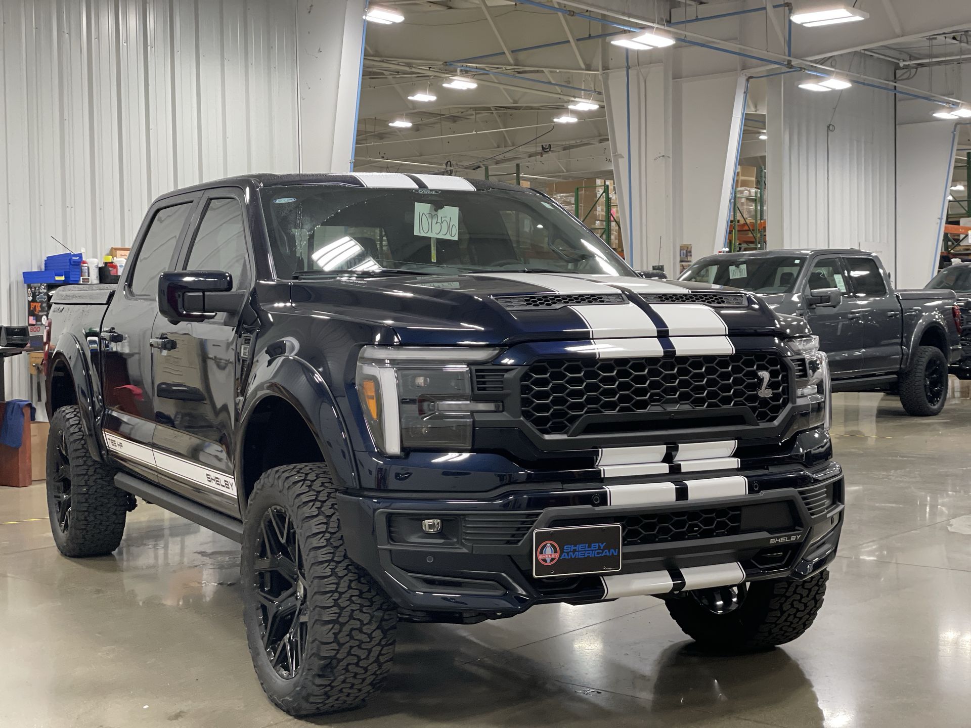 Vehicle Image 10