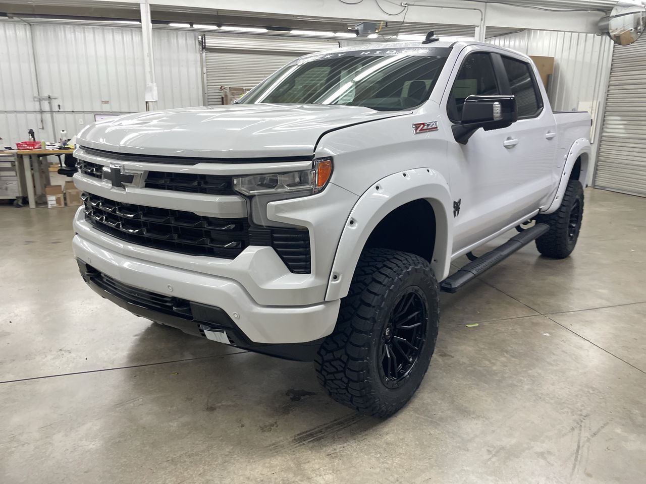 Vehicle Image 10