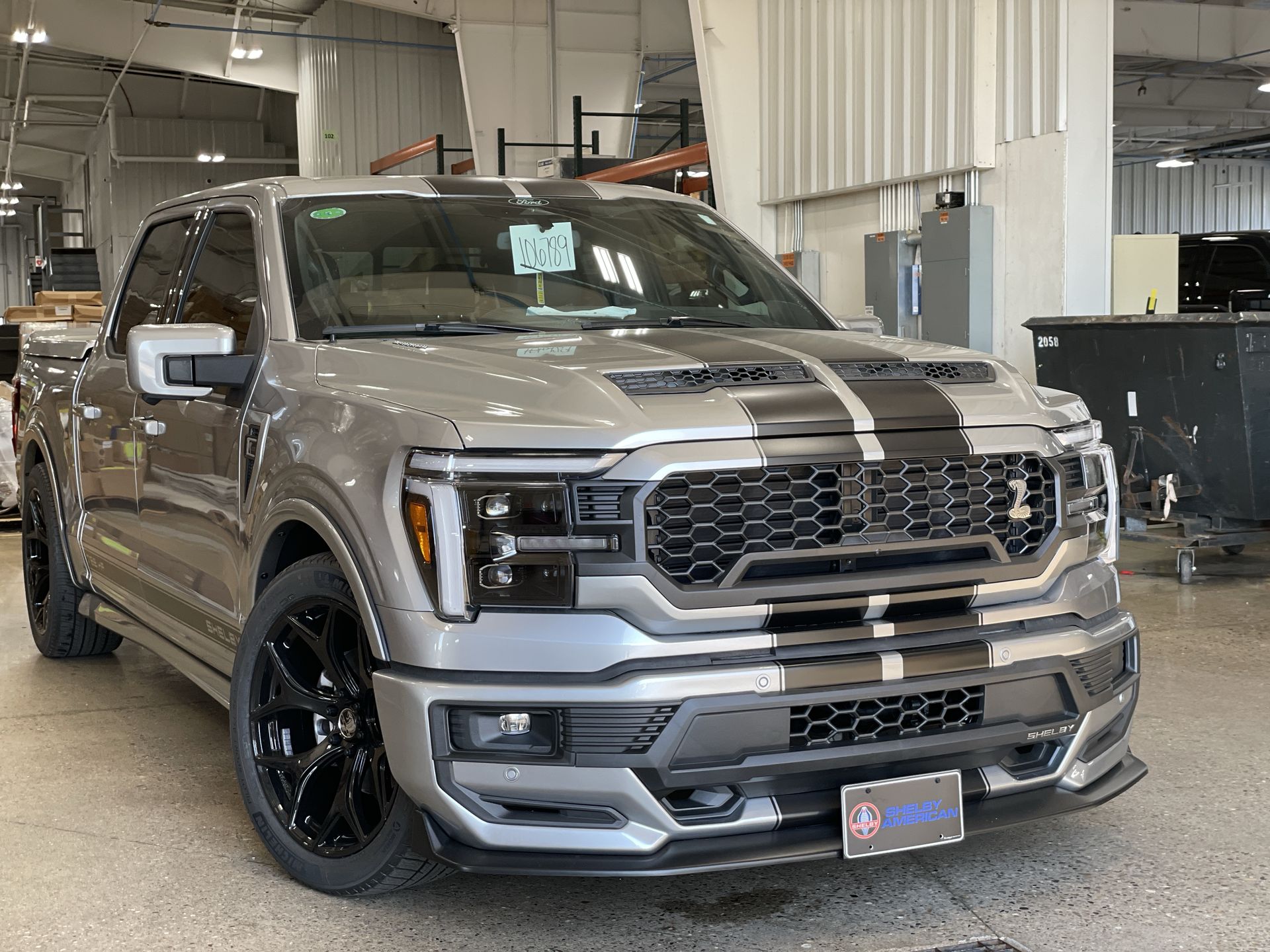 Vehicle Image 10