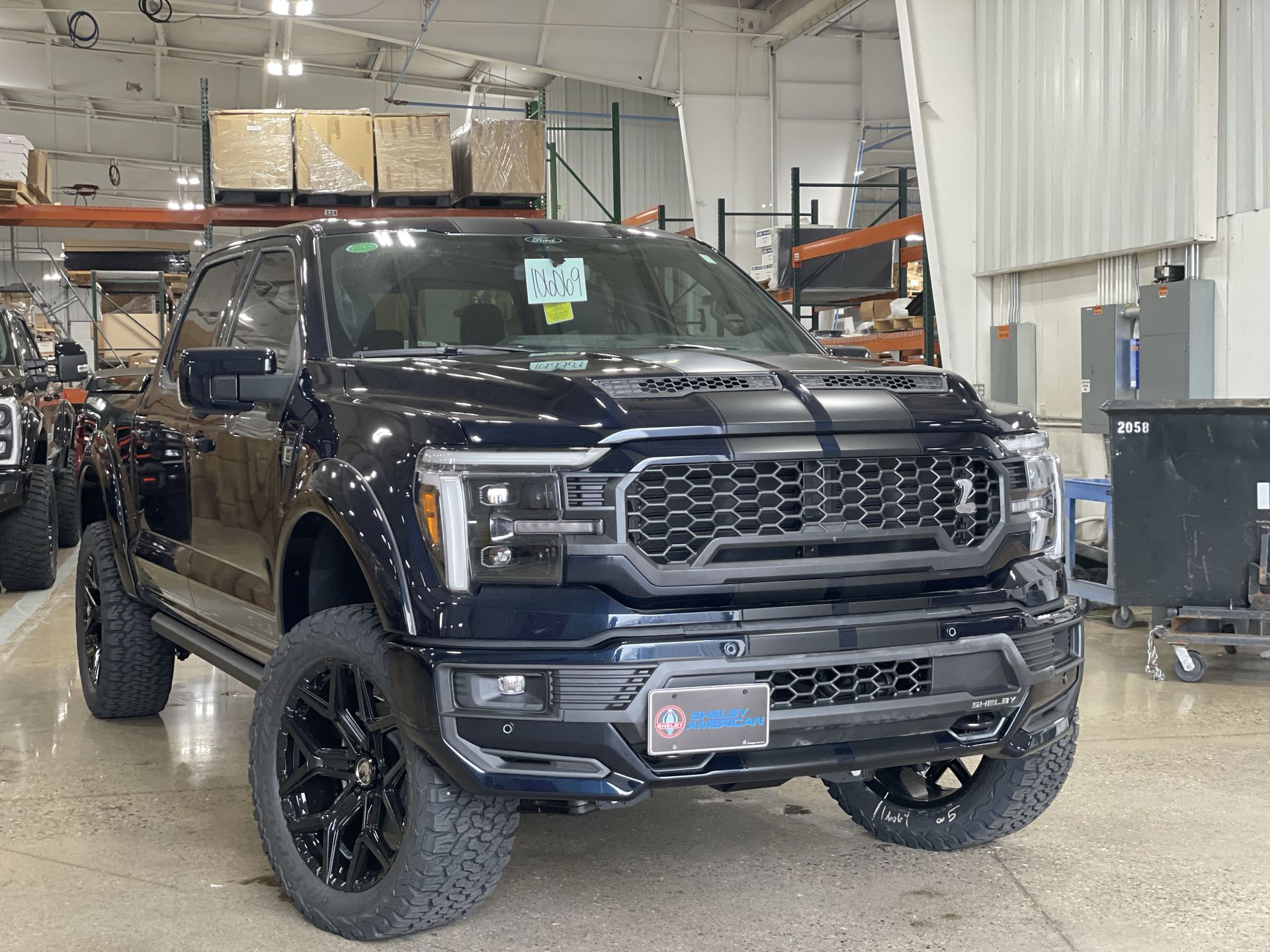 Vehicle Image 10