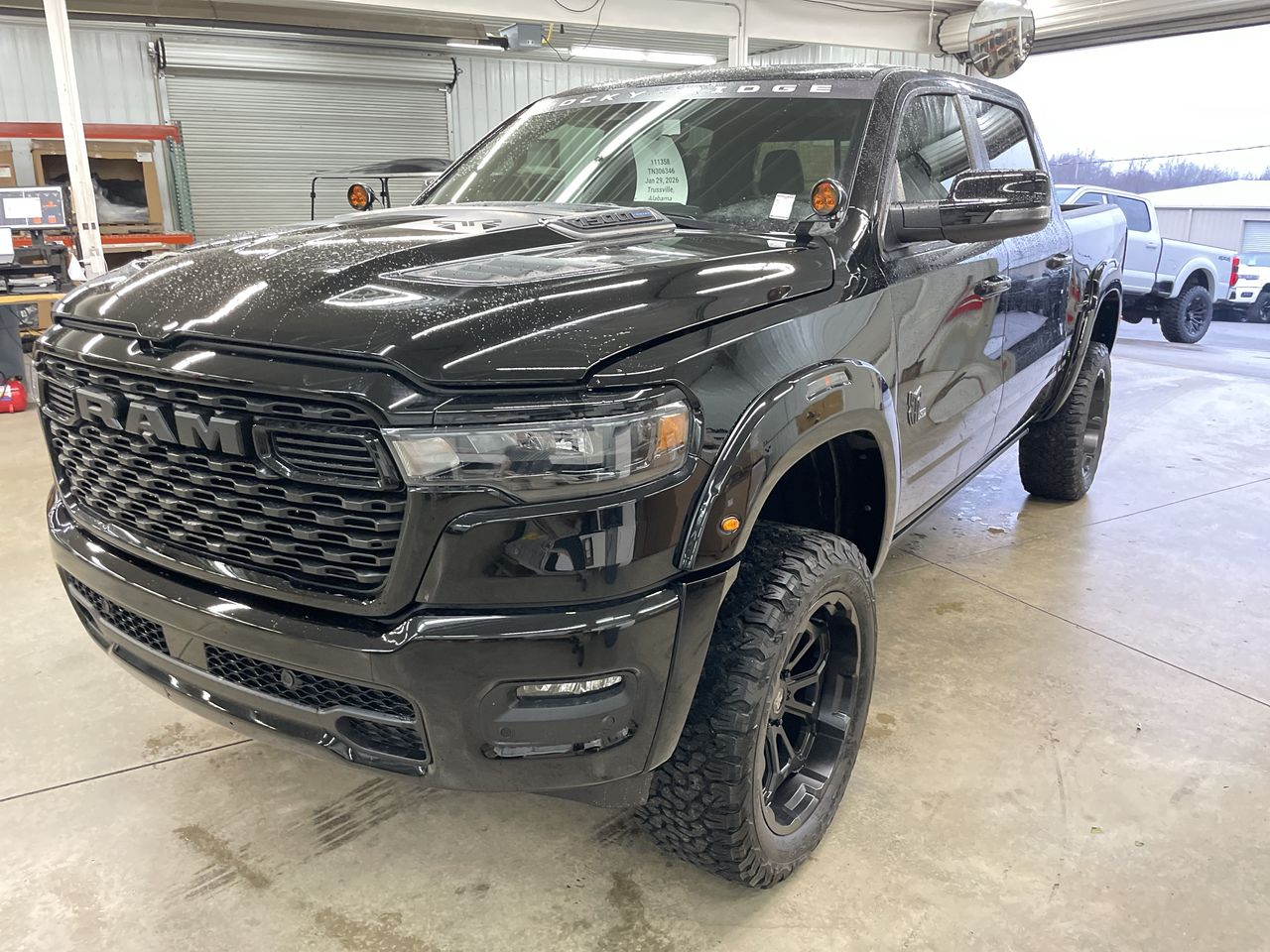 Vehicle Image 10
