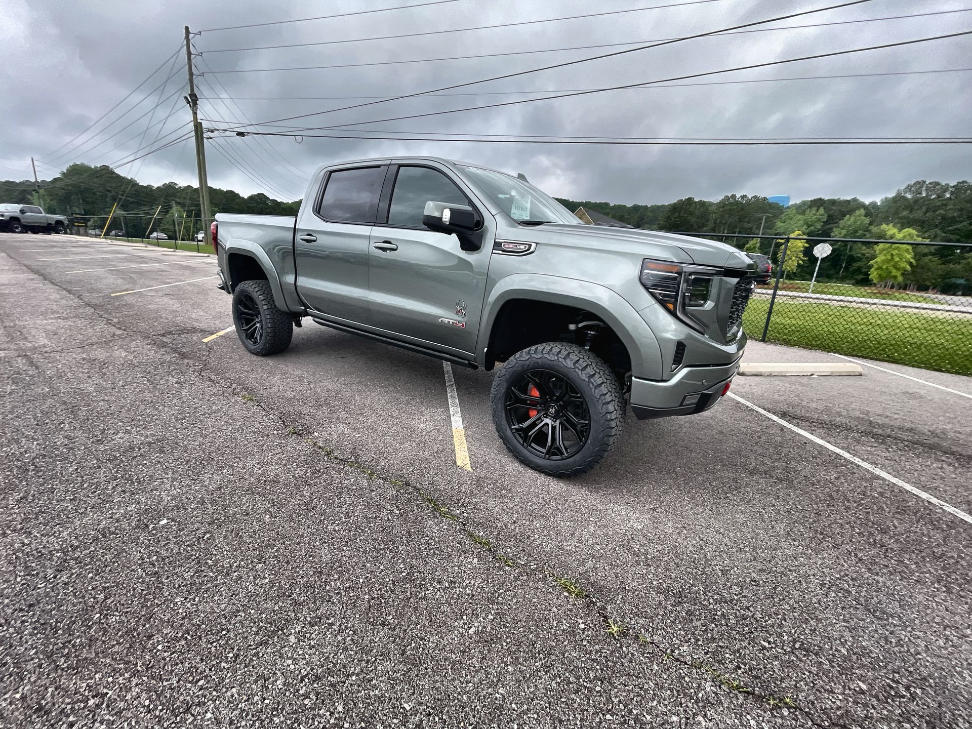 Vehicle Image 10