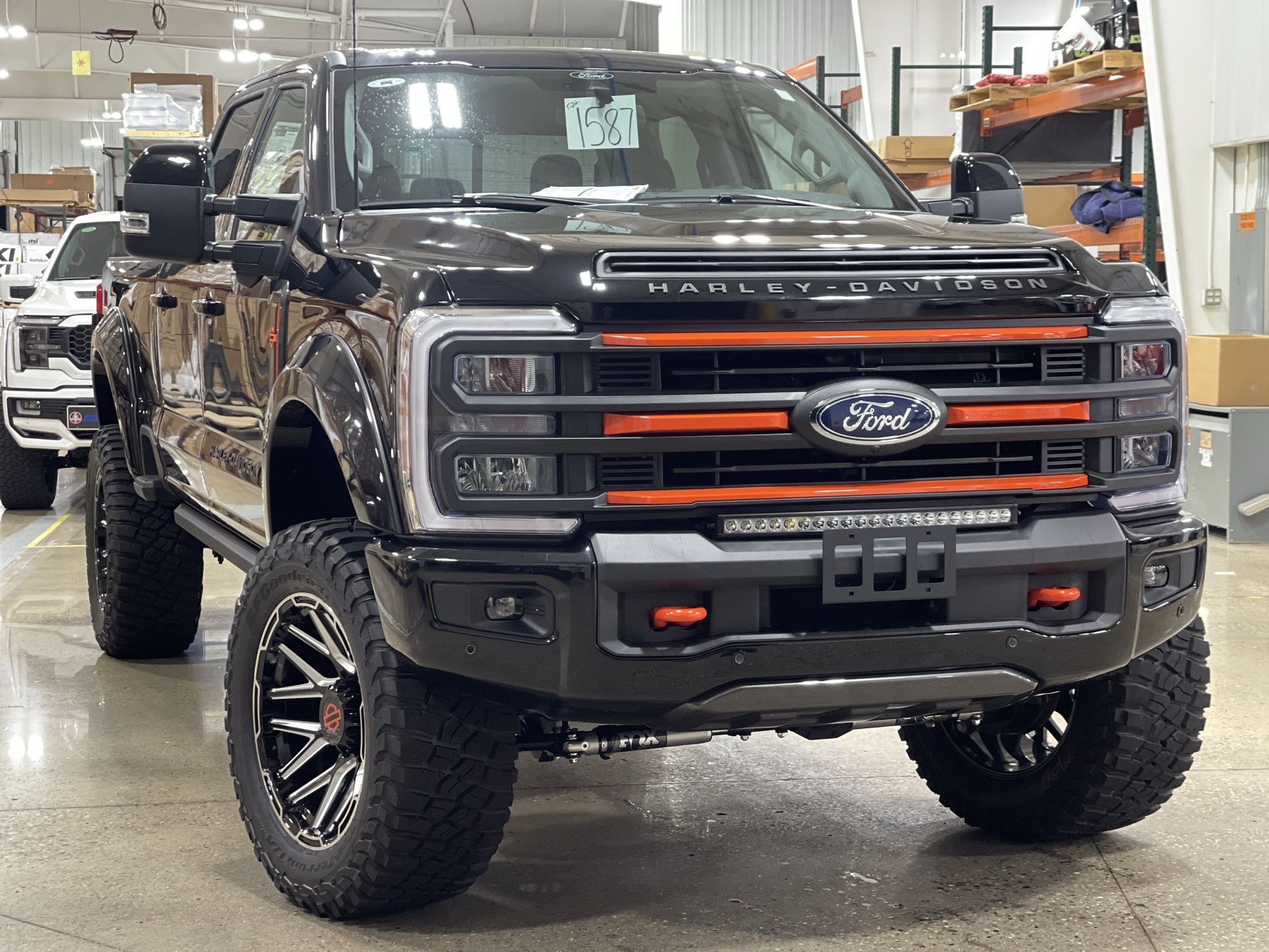 Vehicle Image 10