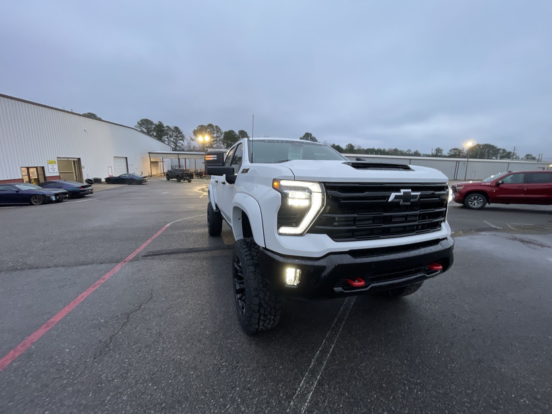 Vehicle Image 10