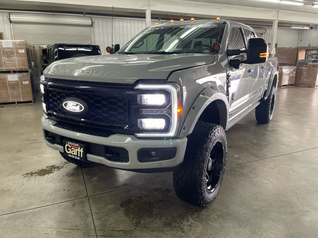 Vehicle Image 10