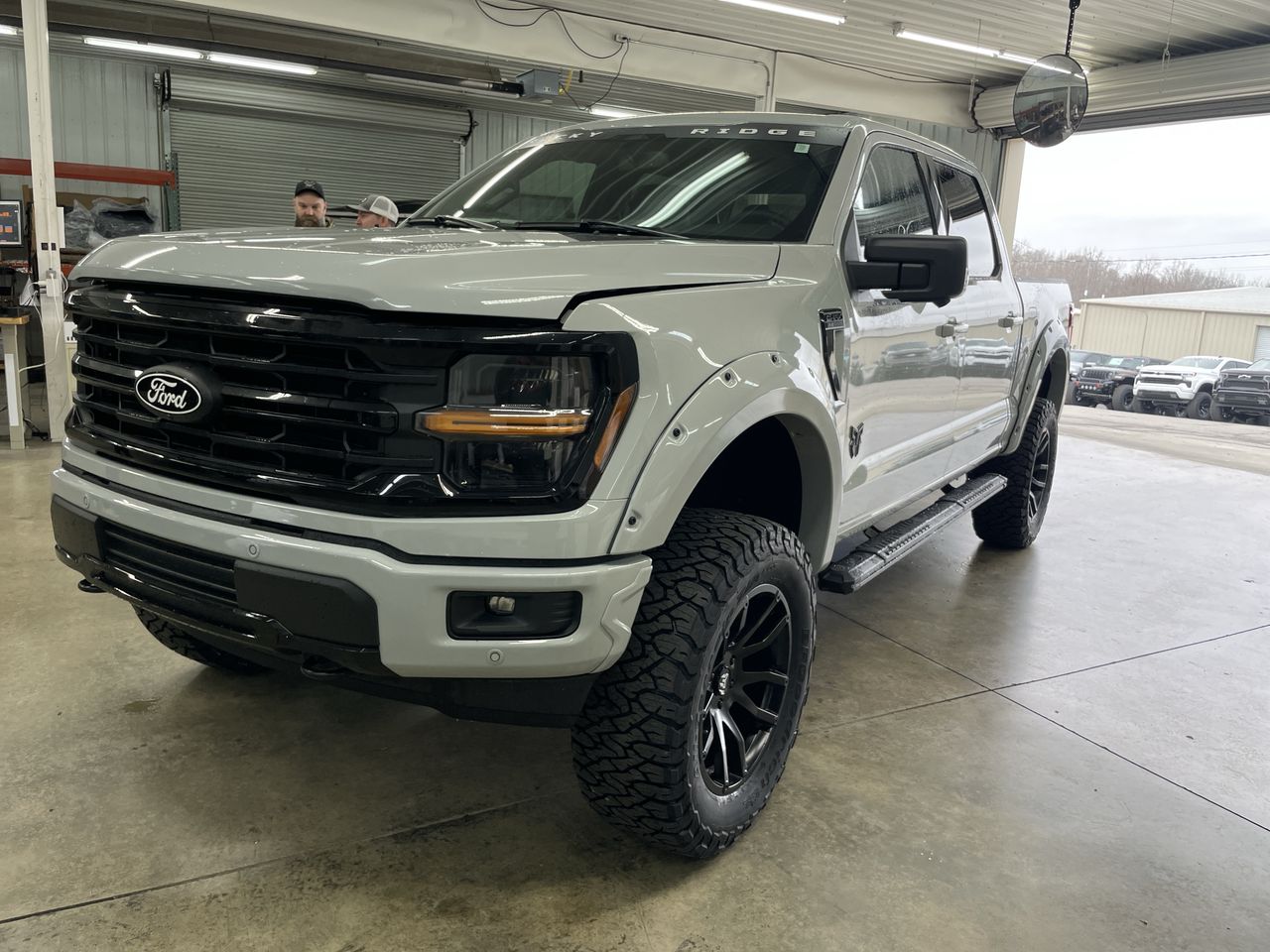 Vehicle Image 10