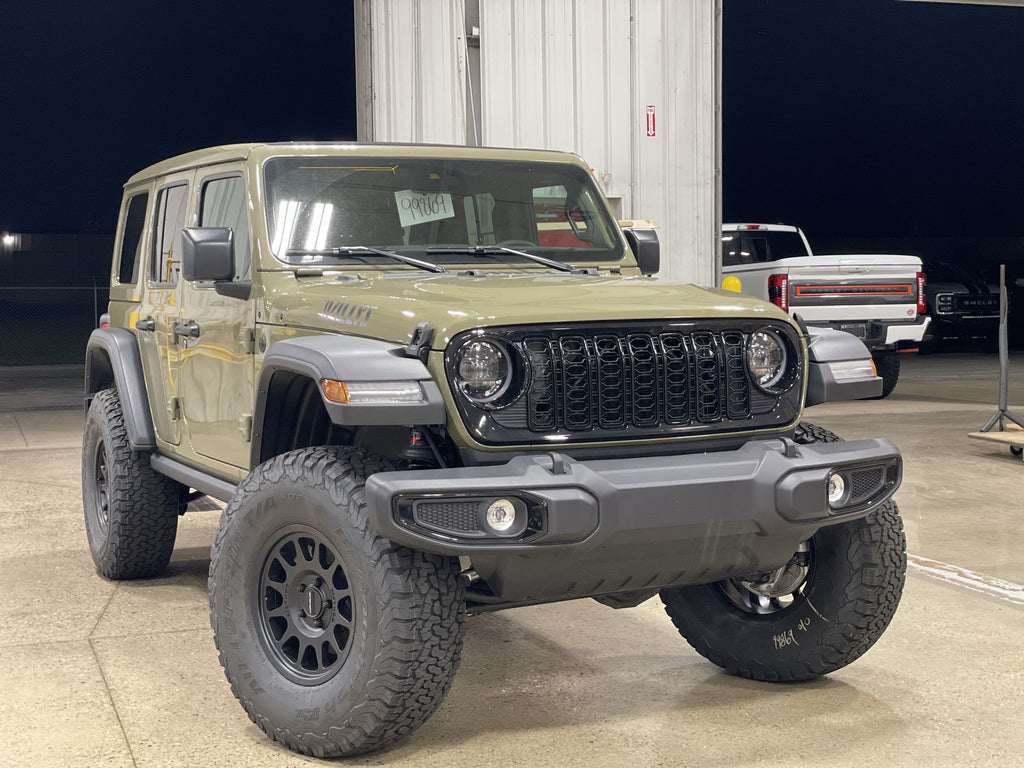 Vehicle Image 10