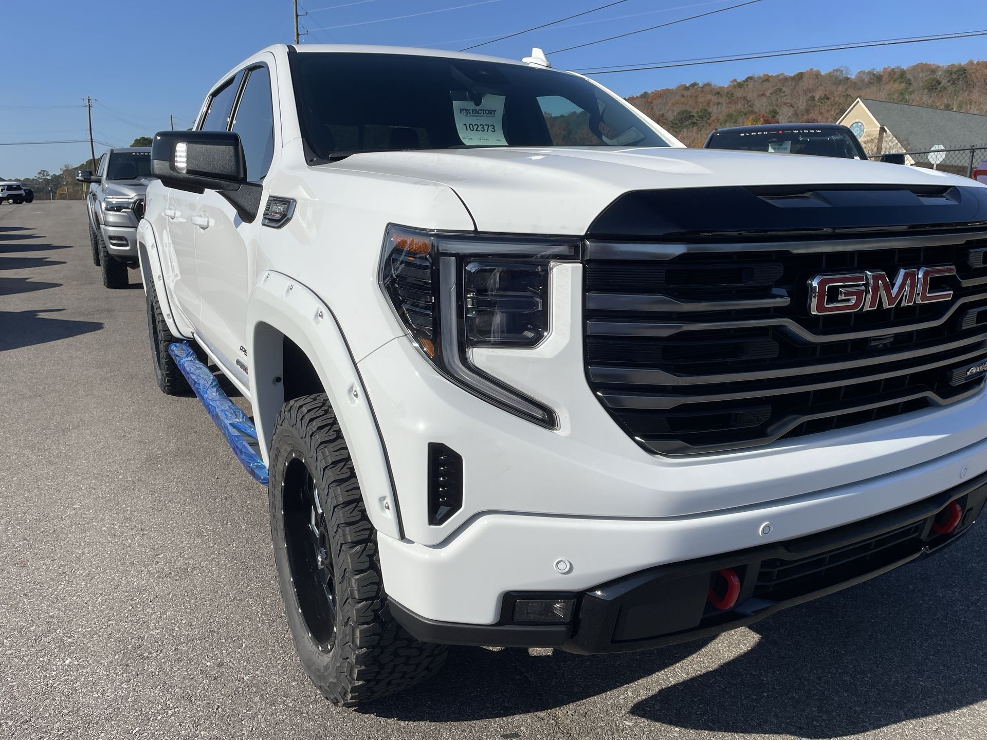 Vehicle Image 10