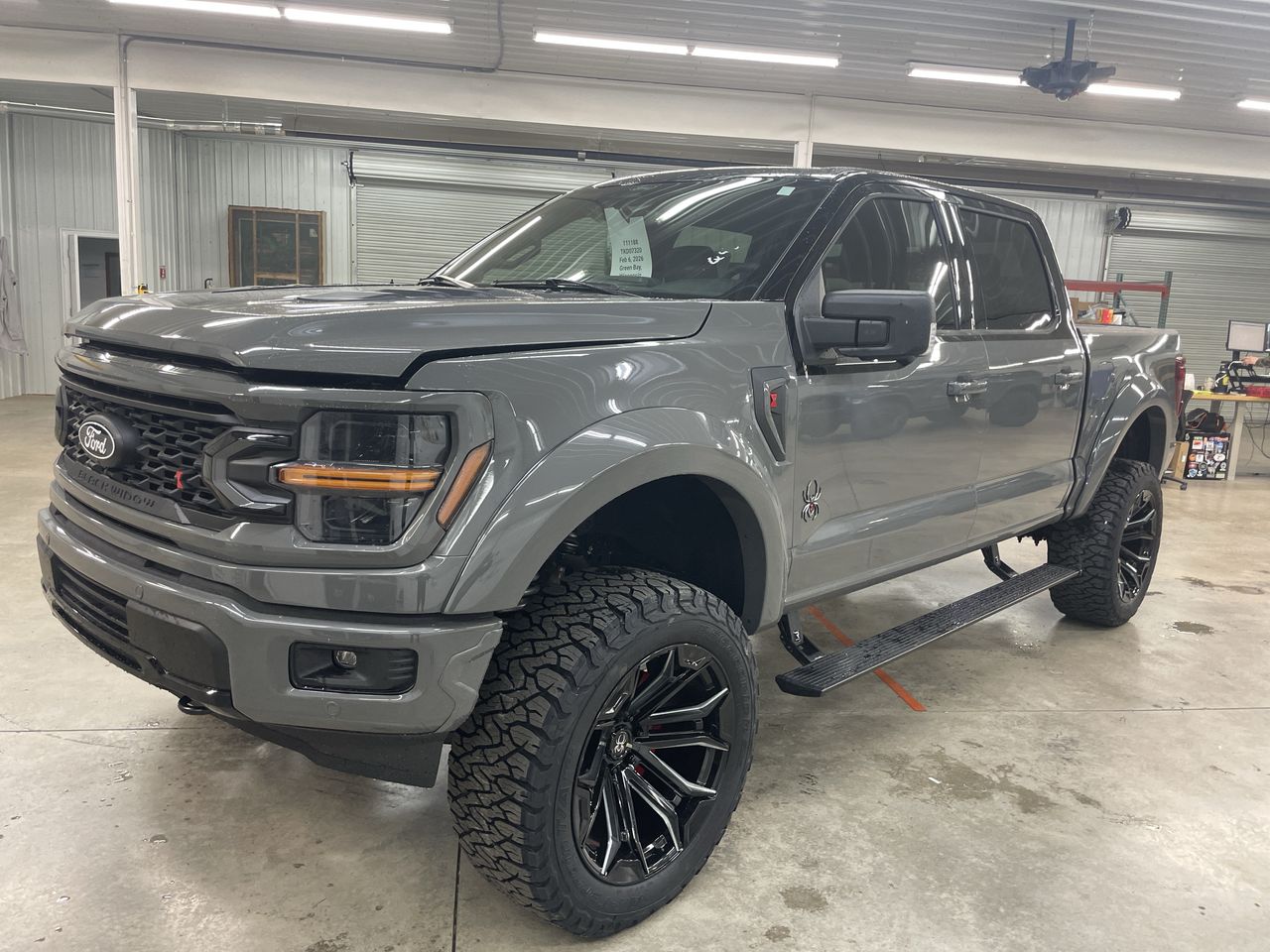 Vehicle Image 10
