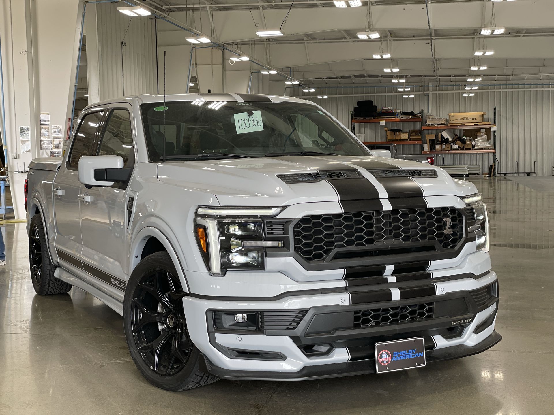 Vehicle Image 10