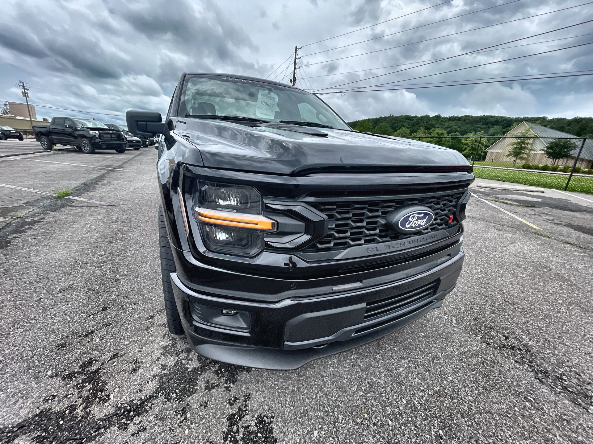 Vehicle Image 10