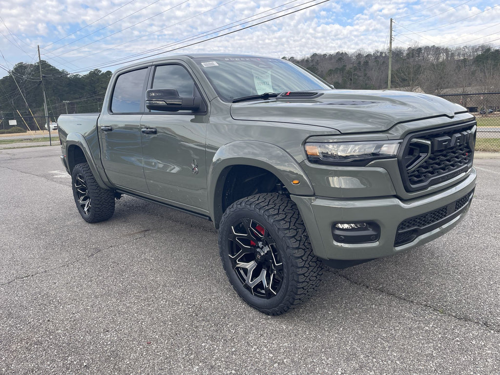 Vehicle Image 10