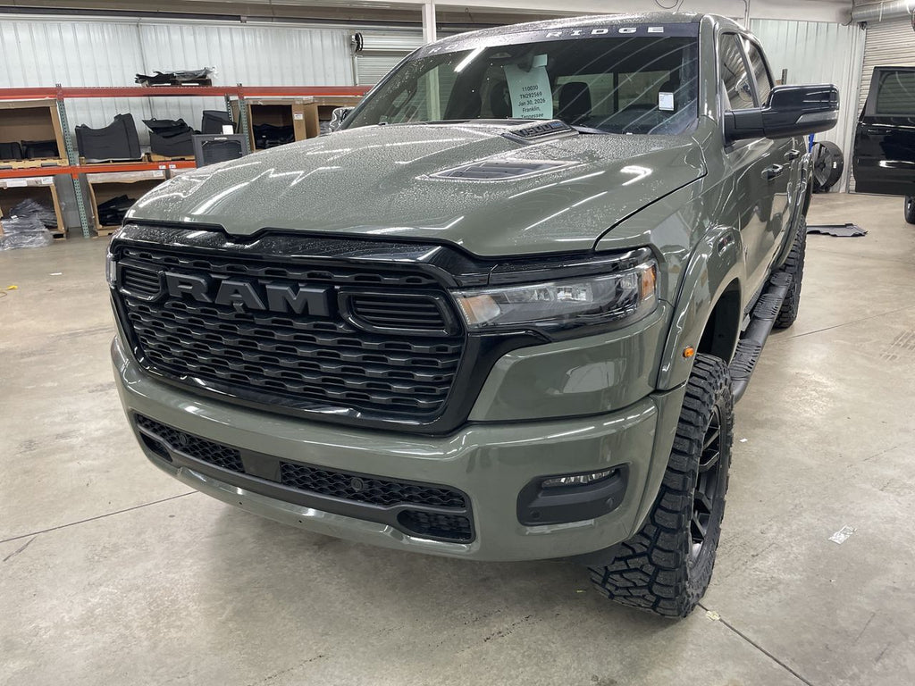 Vehicle Image 10