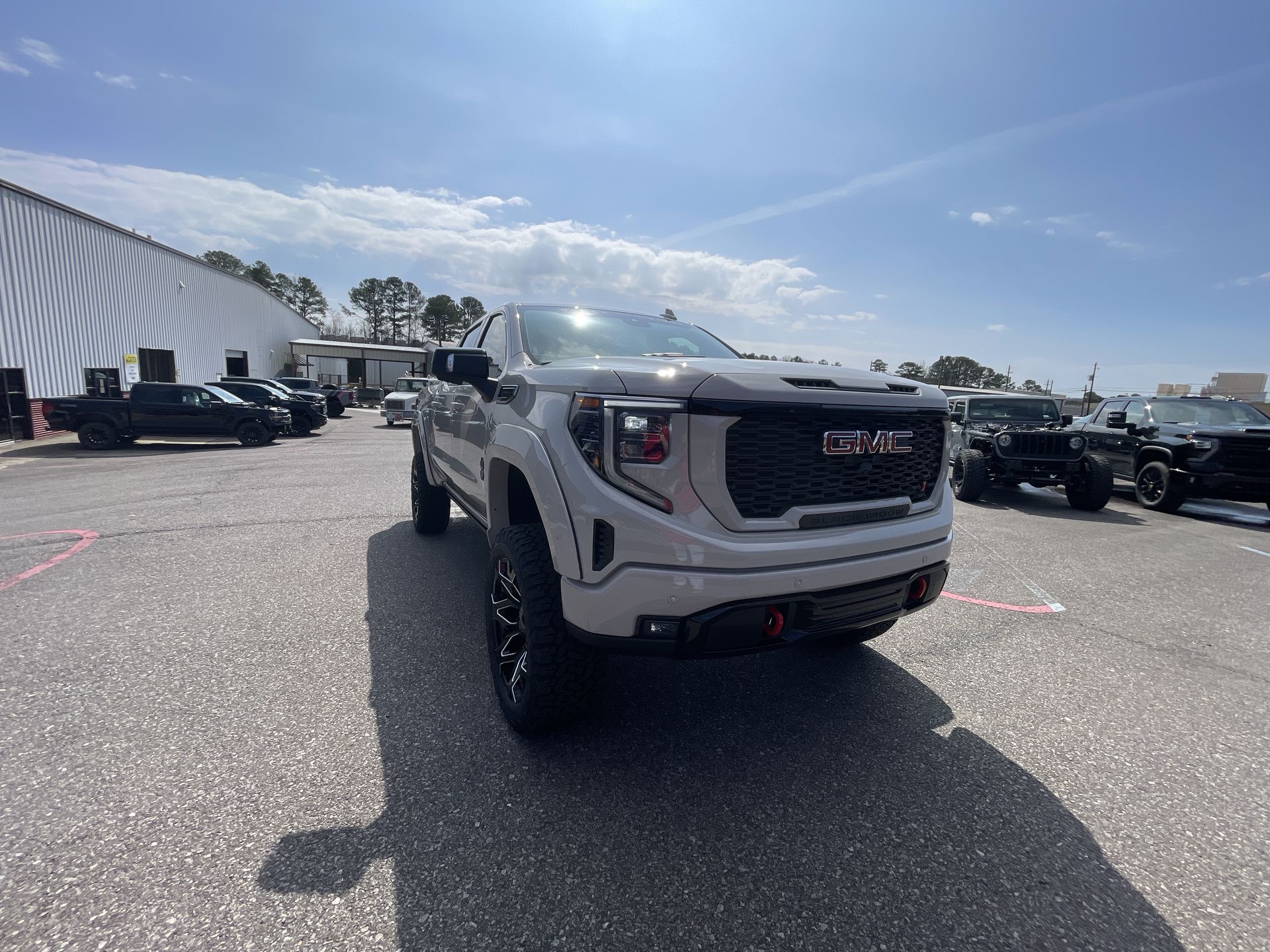 Vehicle Image 10