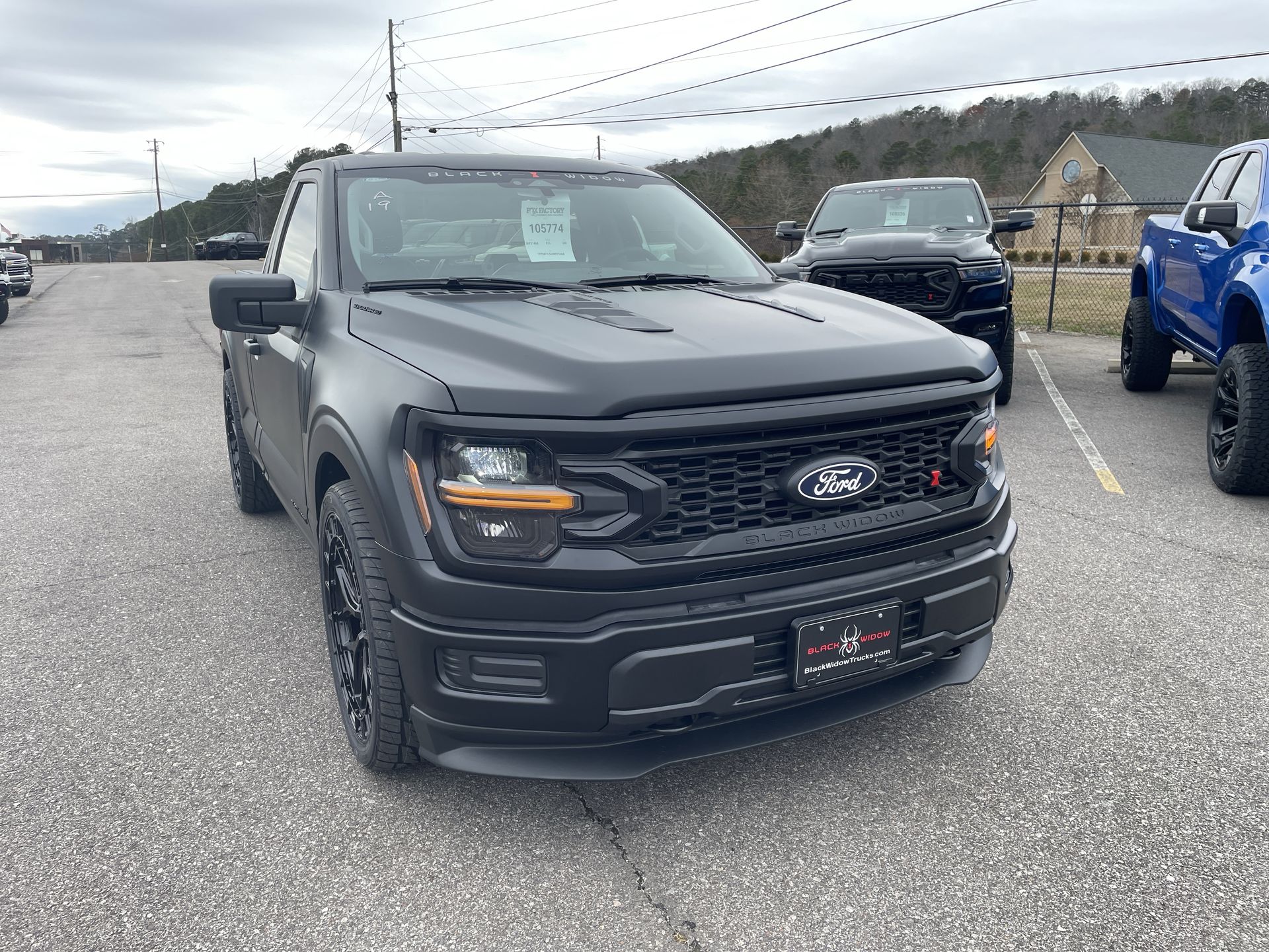 Vehicle Image 10