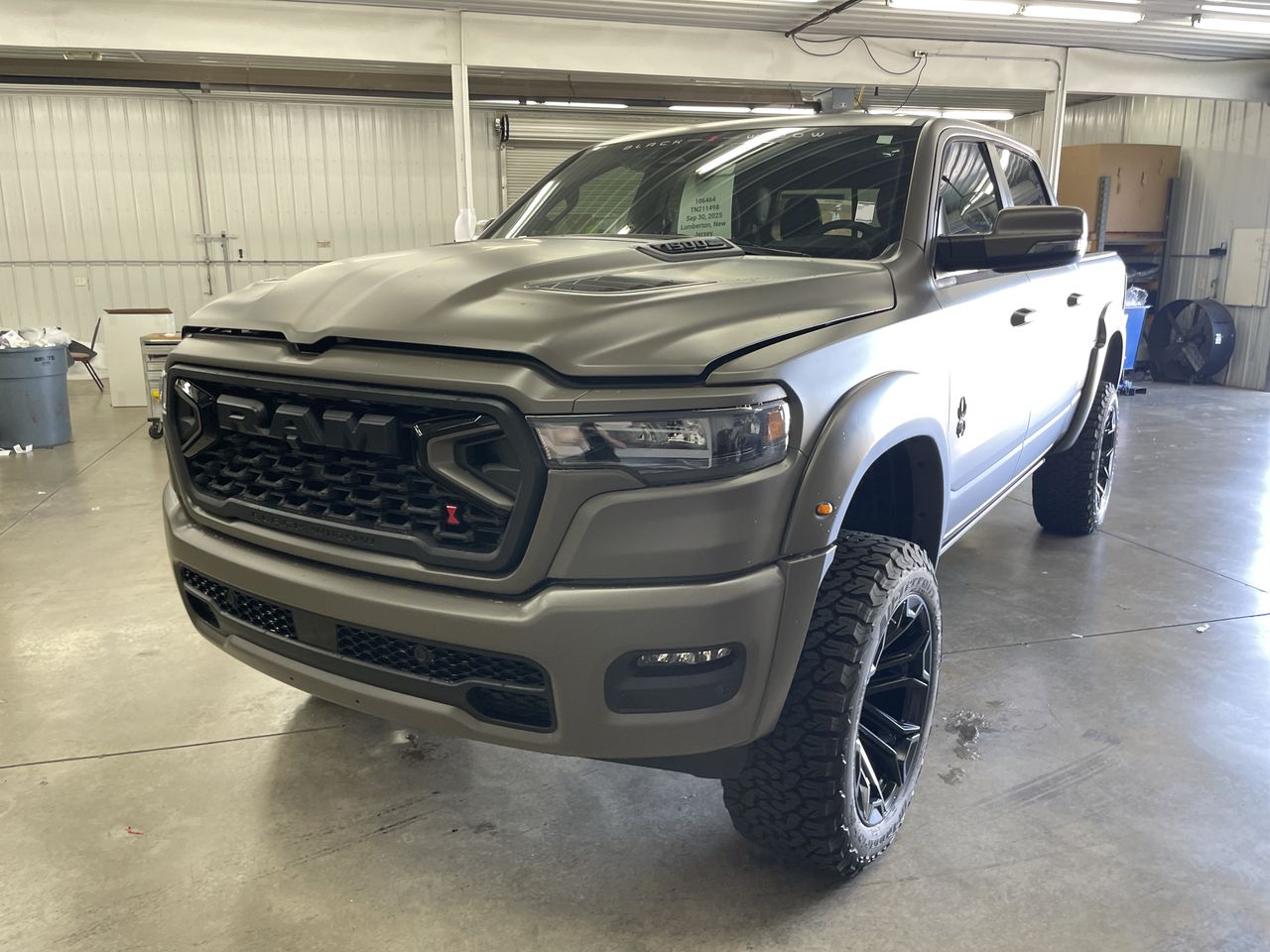 Vehicle Image 10