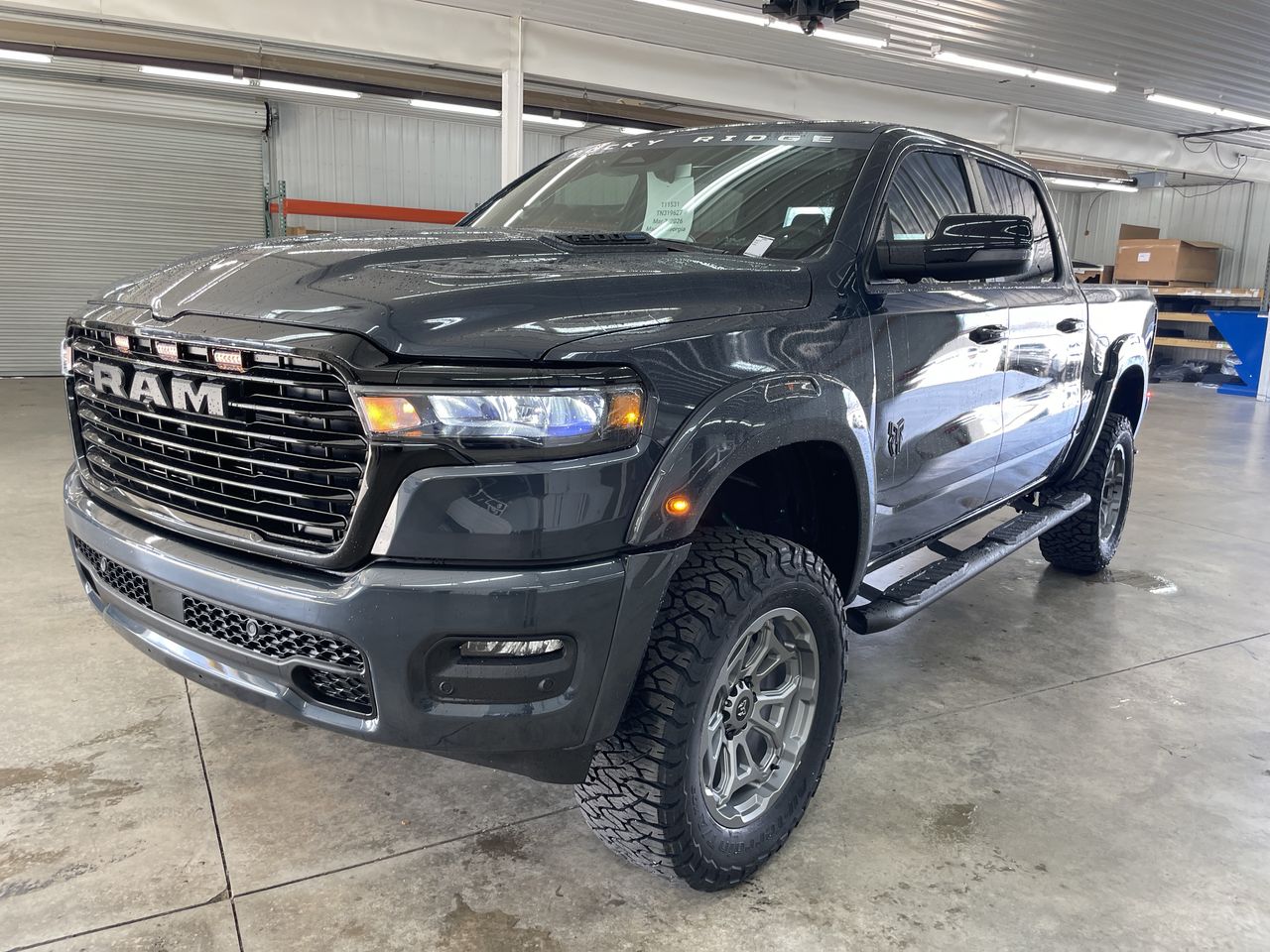 Vehicle Image 10