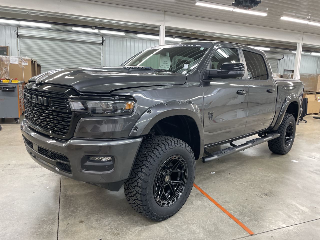 Vehicle Image 10