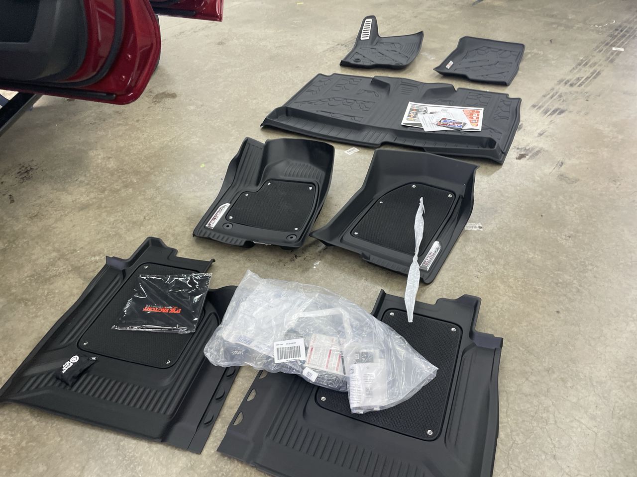 Vehicle Image 9