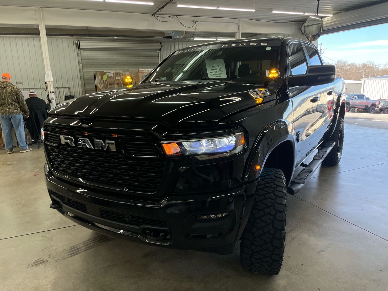 Vehicle Image 10